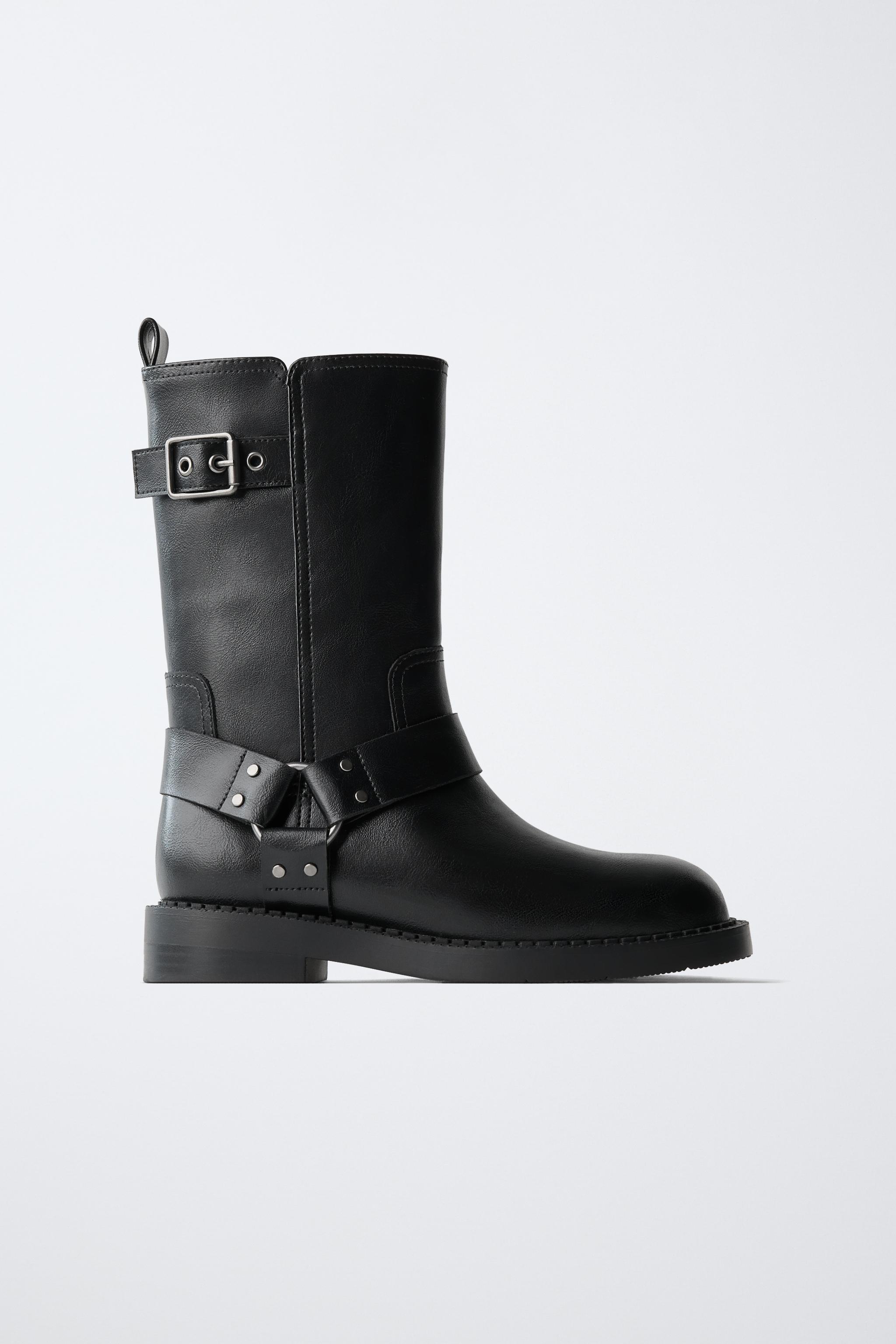 BOTTES À BOUCLES